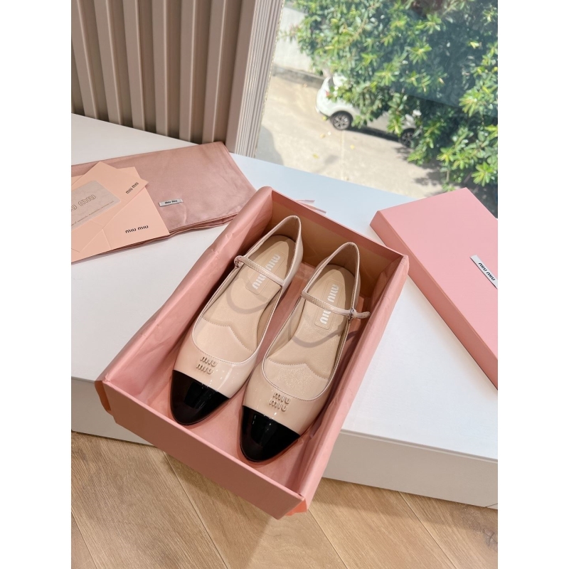 Miu Miu Sandals
